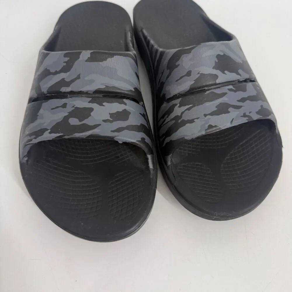 Oofos OOahh Sport Flex Slide Sandals Mens 8 Grey Black Camo Recovery Foam Casual